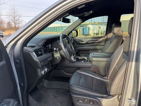Certified 2022 GMC Yukon Denali image 12