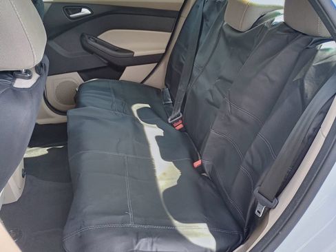 Used 2014 Ford Focus SE FWD image 16