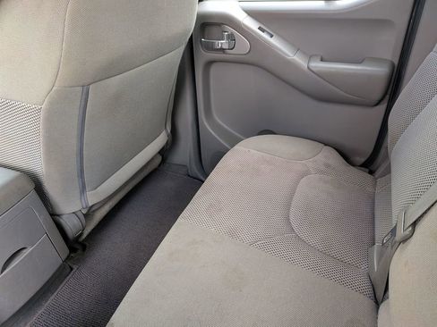 Used 2019 Nissan Frontier SV w/ Value Truck Package RWD image 32