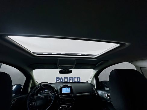 Used 2019 Ford EcoSport SE image 36