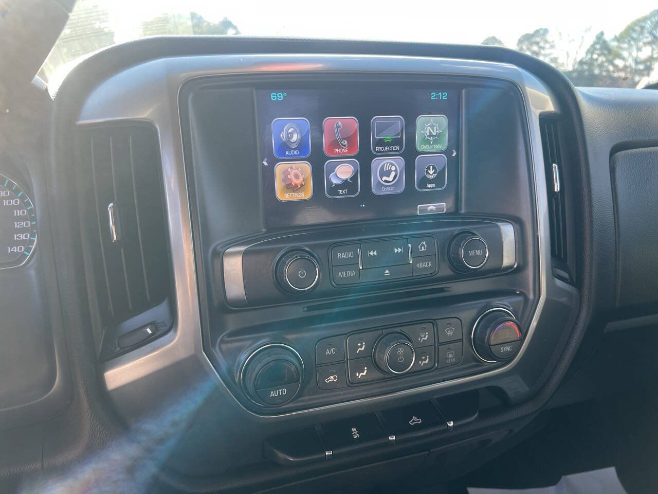 Used 2018 Chevrolet Silverado 1500 LT w/ Texas Edition RWD image 15