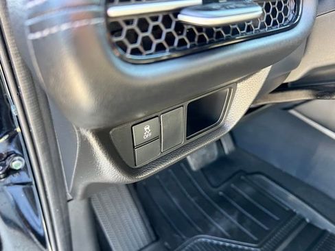 Used 2025 Honda HR-V EX-L image 20