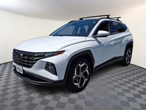 Used 2023 Hyundai Tucson Limited AWD/4WD image 3