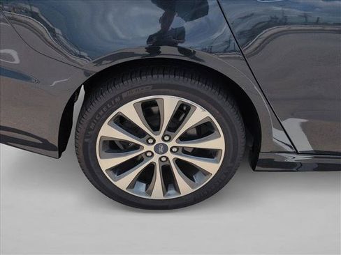 Used 2020 Ford Fusion SE AWD/4WD image 21
