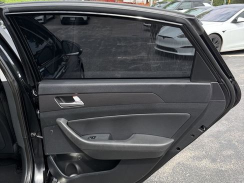 Used 2017 Hyundai Sonata Sport w/ Value Edition Package 02 FWD image 15