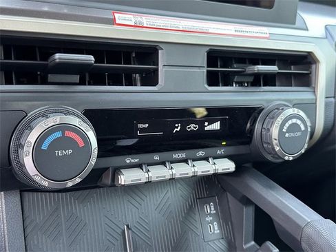 Certified 2025 Toyota Tacoma SR5 image 19