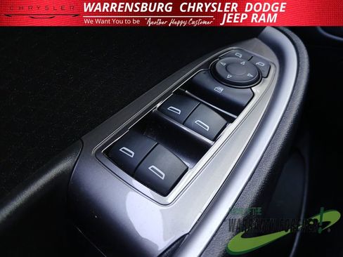 Used 2023 Chevrolet Malibu LS image 27