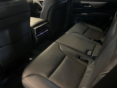 Used 2023 Lexus LX 600 F Sport w/ Accessory Package (Z1) AWD/4WD image 12