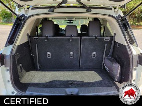 Used 2022 Nissan Pathfinder SV AWD/4WD image 14