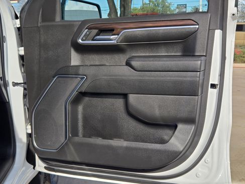 Certified 2024 GMC Sierra 1500 SLT image 29