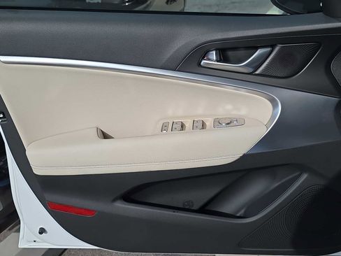 New 2026 Genesis G70 2.5T image 19