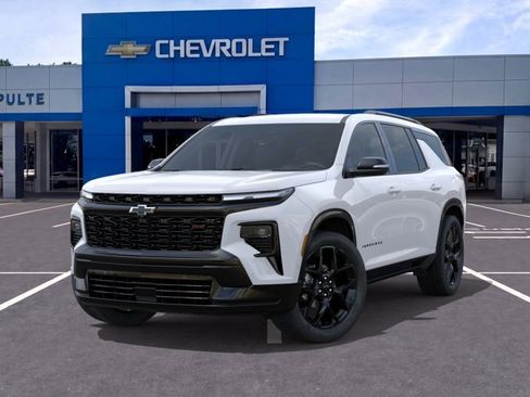New 2026 Chevrolet Traverse RS w/ LPO, Floor Liner Package AWD/4WD image 6