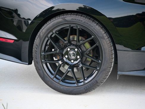 Used 2019 Ford Mustang GT Premium w/ GT Performance Package RWD image 15