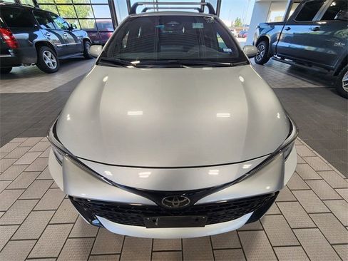 Used 2024 Toyota Corolla SE FWD image 2