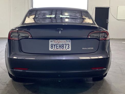 Used 2020 Tesla Model 3 Performance image 3