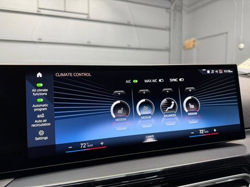 Used 2024 BMW 230i xDrive Coupe w/ Convenience Package image 21