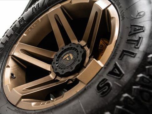 Used 2022 Rivian R1T Adventure image 20