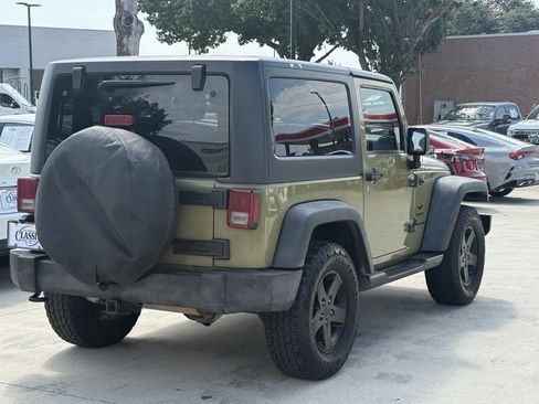 Used 2013 Jeep Wrangler Sport AWD/4WD image 4