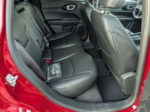 New 2026 Jeep Compass Limited image 25