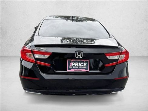 Used 2018 Honda Accord EX-L image 6