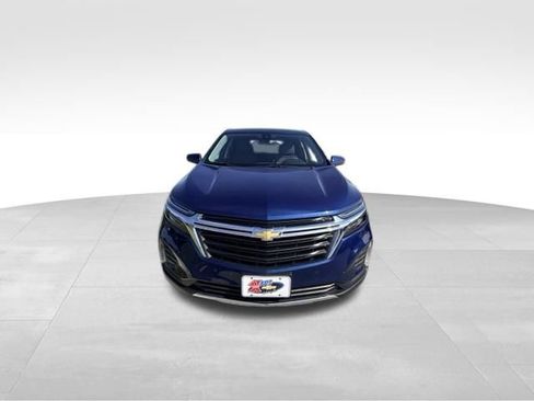 Used 2022 Chevrolet Equinox LT AWD/4WD image 2