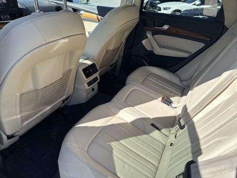 Used 2023 Audi Q5 2.0T Premium AWD/4WD image 18
