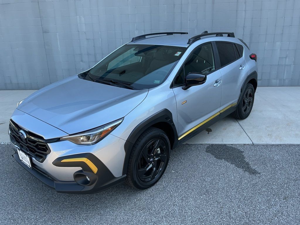 Used 2025 Subaru Crosstrek 2.5i Sport AWD/4WD image 4