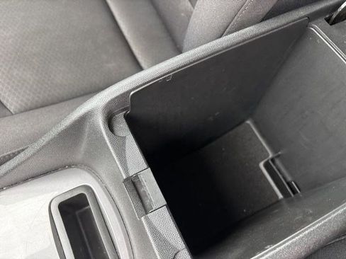 Used 2023 Chevrolet Malibu LT image 28