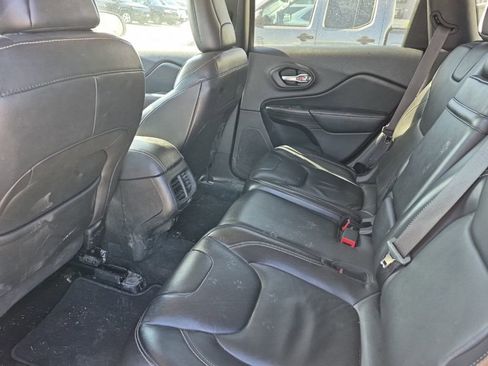 Used 2016 Jeep Cherokee Limited image 46