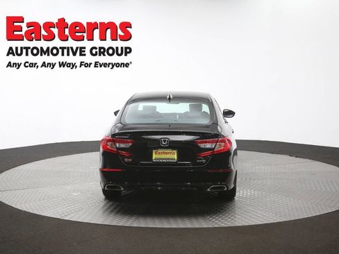 Used 2018 Honda Accord Touring image 37