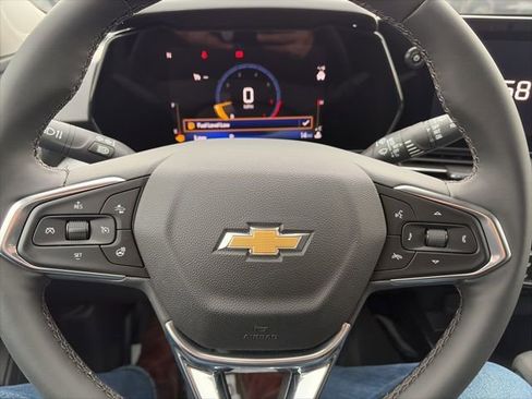 New 2026 Chevrolet Trax LT w/ LT Convenience Package image 21