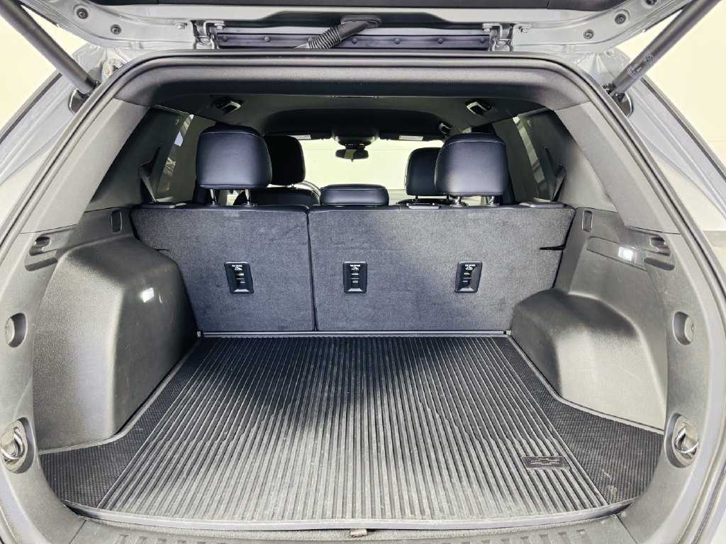 Used 2026 Chevrolet Equinox LT w/ Convenience Package II FWD image 26