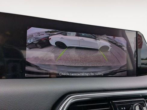 New 2025 Nissan Armada SV image 18