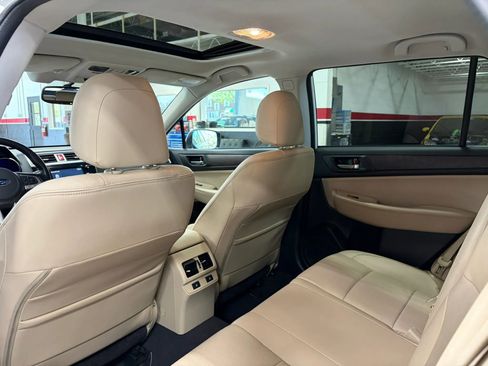 Used 2016 Subaru Outback 2.5i Limited image 23
