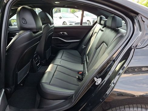Used 2023 BMW 330i xDrive Sedan w/ Premium Package AWD/4WD image 10