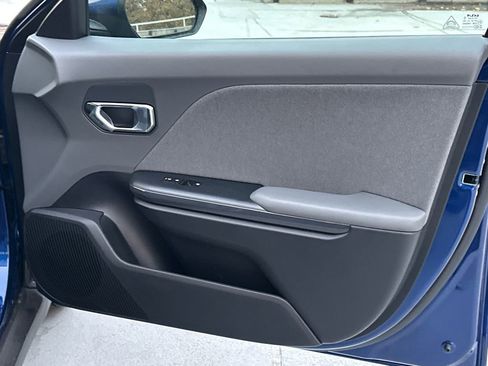 New 2025 Kia K4 EX image 12