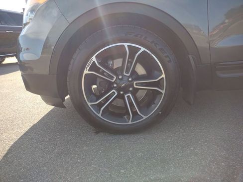 Used 2015 Ford Explorer Sport w/ Equipment Group 401A image 27