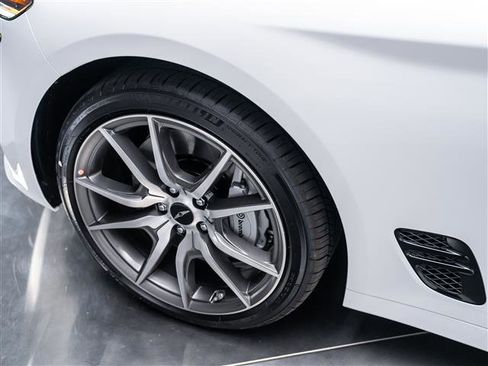 New 2026 Genesis G70 2.5T Prestige image 12