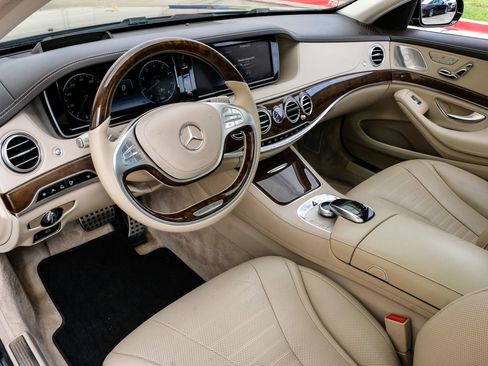 Used 2015 Mercedes-Benz S 550 Sedan w/ Sport Package w/ Sport Package image 2