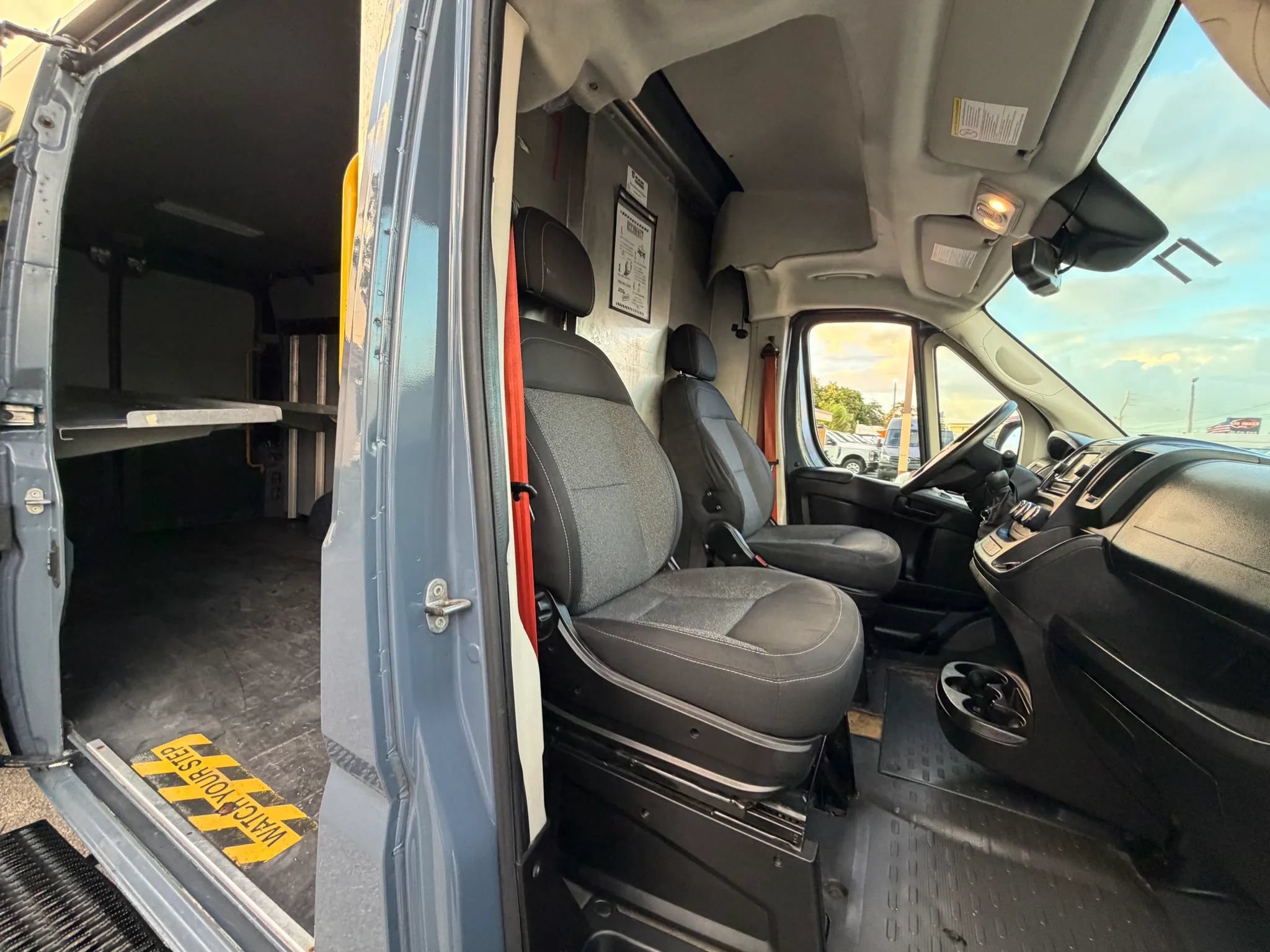Used 2021 RAM ProMaster 3500 FWD image 16
