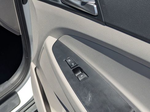 Used 2019 Hyundai Tucson SE AWD/4WD image 32