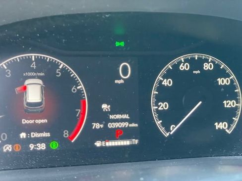 Used 2025 Honda Pilot EX-L image 17