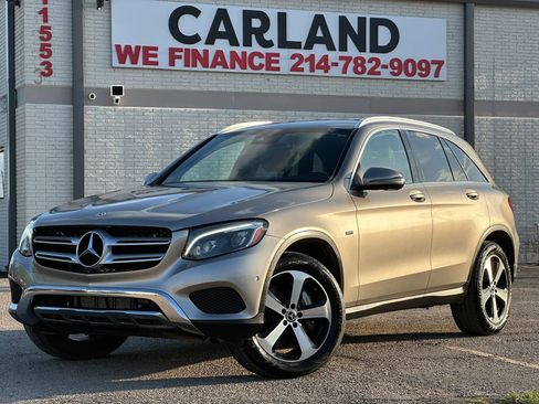 Used 2019 Mercedes-Benz GLC 350e 4MATIC image 1