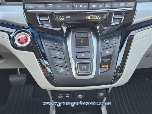Used 2025 Honda Odyssey Touring image 17