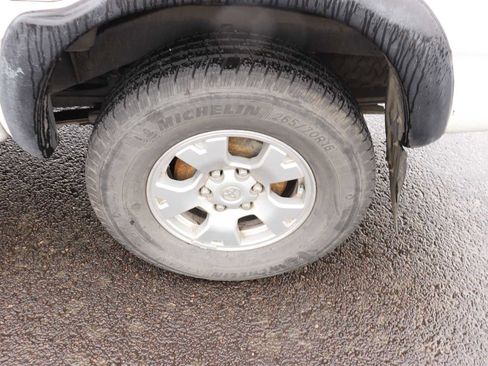 Used 2001 Toyota Tacoma 4x4 Double Cab image 9