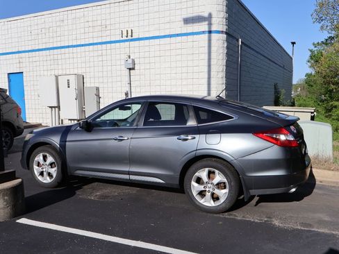 Used 2010 Honda Crosstour EX-L image 4