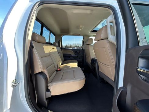 Used 2019 GMC Sierra 3500 Denali w/ Duramax Plus Package image 11