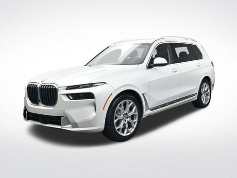 Used 2023 BMW X7 xDrive40i w/ Premium Package image 9