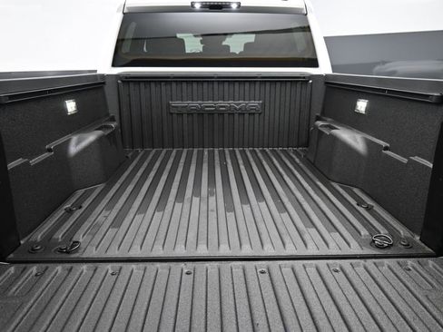 New 2024 Toyota Tacoma TRD Off-Road image 21