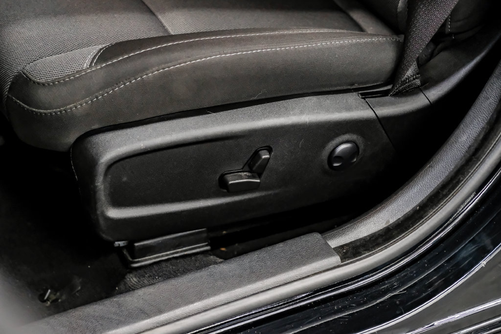 Used 2022 Dodge Charger SXT RWD image 39